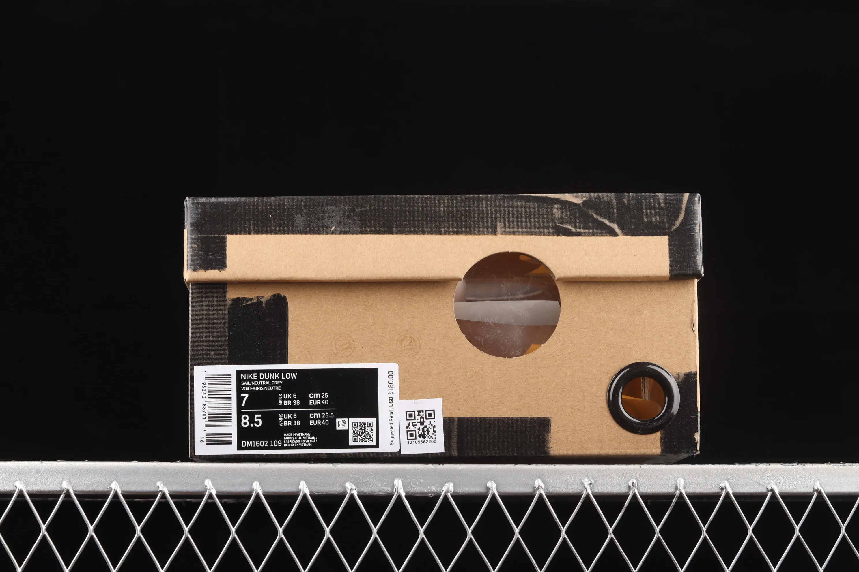 All Categories Nk SB Dunk Series Nk SB Dunk Low Low-top sneakers Pure original version OF x Nk Dunk Low OW Gray SB smashed backboard fashion casual sneakers DM1602-109